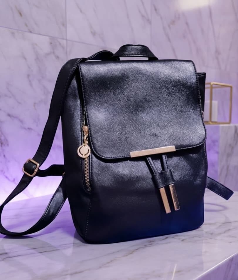 Mochila, bolso mujer de cuero